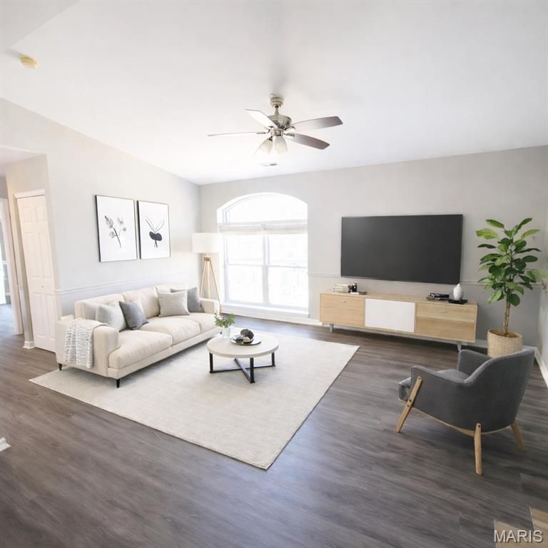 652 Green Jade Drive H, Fenton, MO 63026