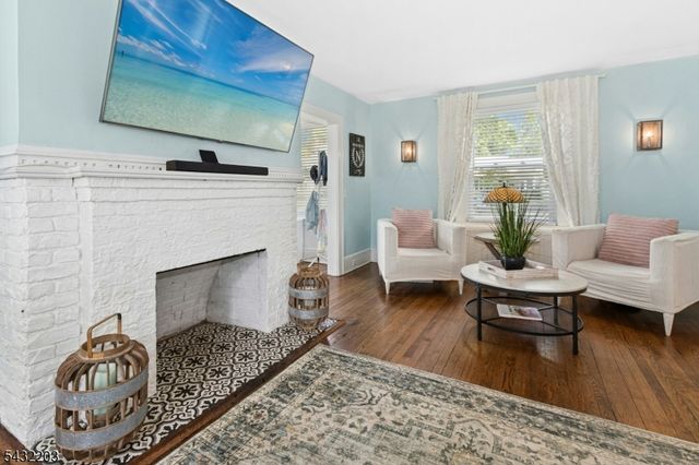 380 Elm Ave, Rahway City, NJ 07065