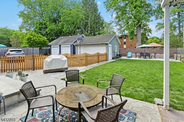 380 Elm Ave, Rahway City, NJ 07065