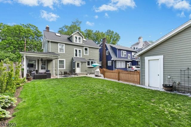 380 Elm Ave, Rahway City, NJ 07065