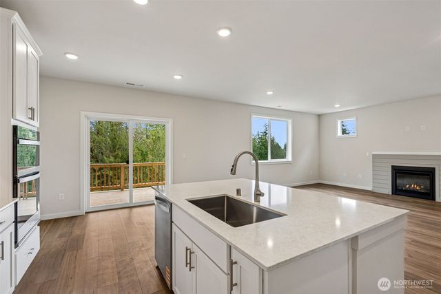 2043 NE Norseman Way, Poulsbo, WA 98370