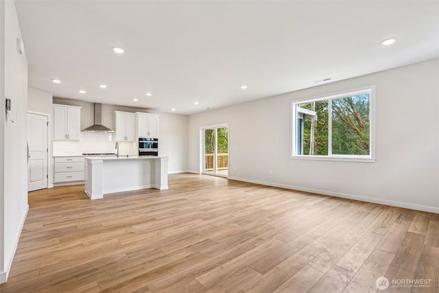 2043 NE Norseman Way, Poulsbo, WA 98370