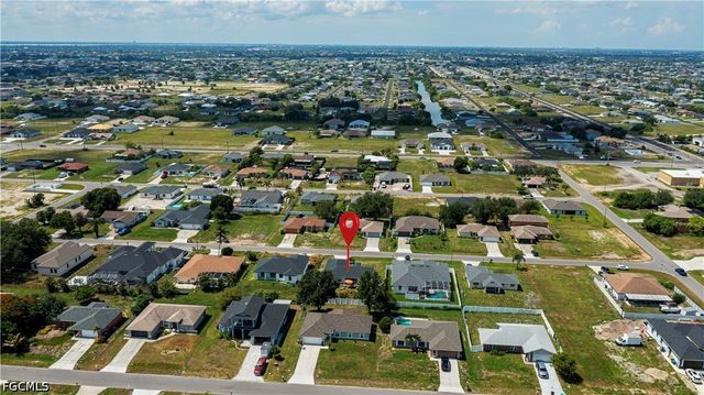 905 NE 17th ST, Cape Coral, FL 33909