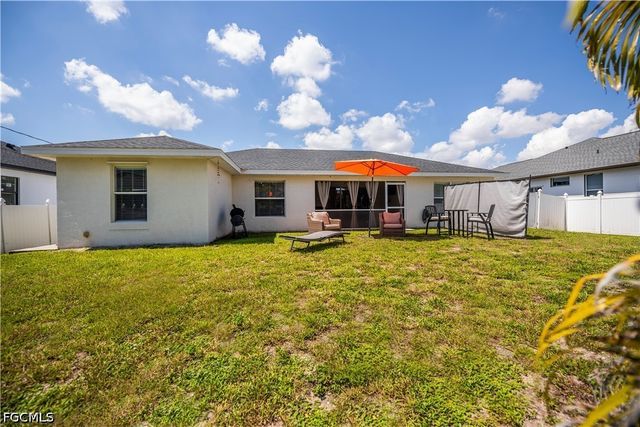 905 NE 17th ST, Cape Coral, FL 33909