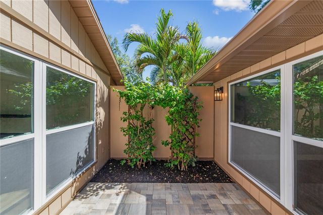 479 BONNIE BOULEVARD, Palm Harbor, FL 34684