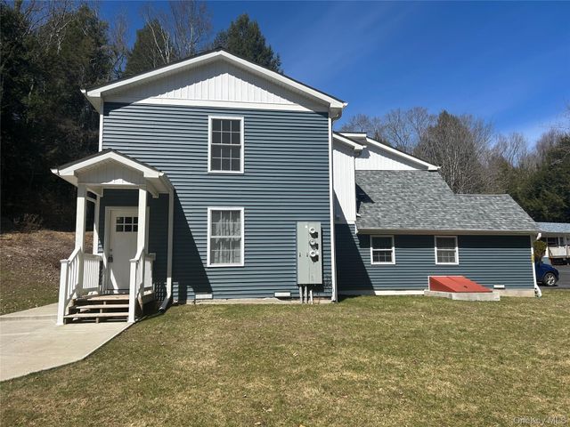 135 Gale Road upstairs, Mongaup Valley, NY 12762