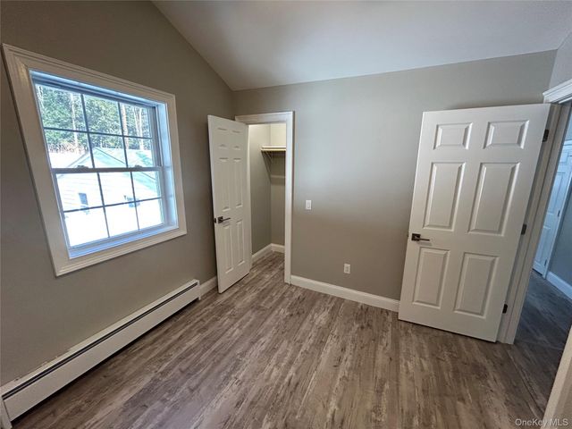 135 Gale Road upstairs, Mongaup Valley, NY 12762