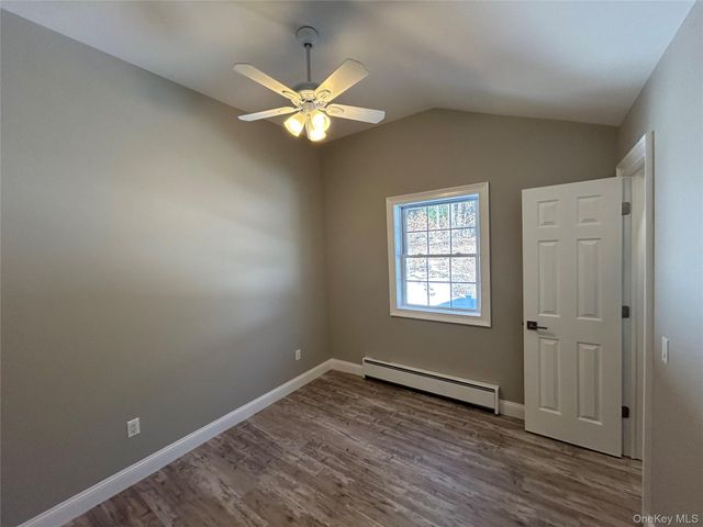 135 Gale Road upstairs, Mongaup Valley, NY 12762