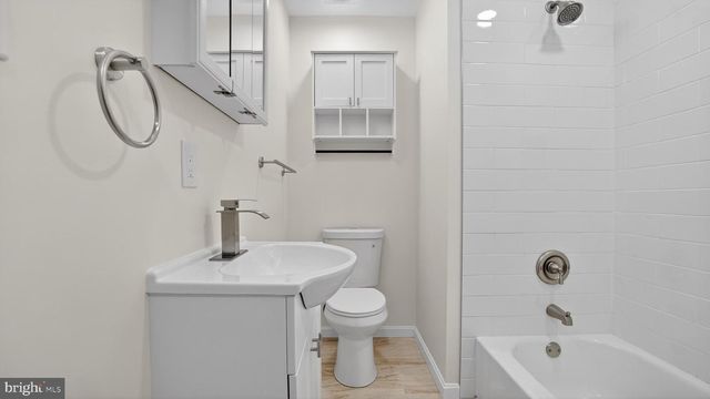 7922 CRAIN HWY S, Glen Burnie, MD 21061