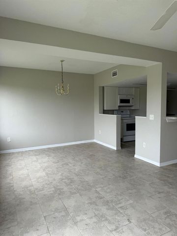 631 WASHINGTON PALM LOOP, Davenport, FL 33897