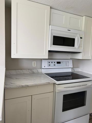 631 WASHINGTON PALM LOOP, Davenport, FL 33897