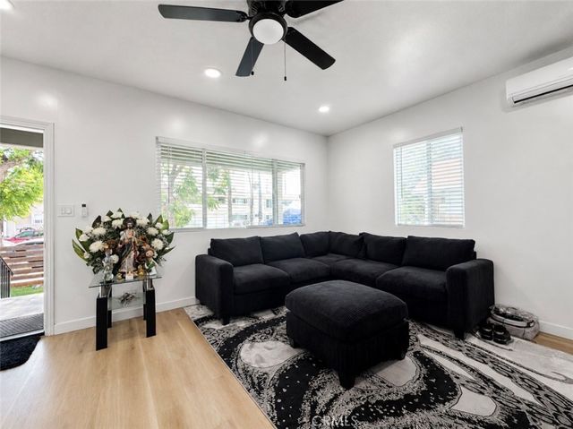 2130 Elm, Long Beach, CA 90806