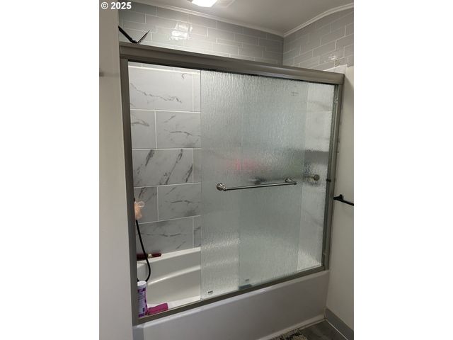 1508 E 12TH St, The Dalles, OR 97058