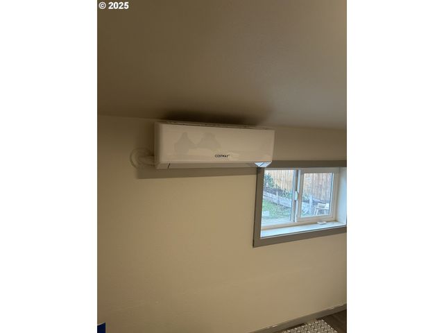 1508 E 12TH St, The Dalles, OR 97058