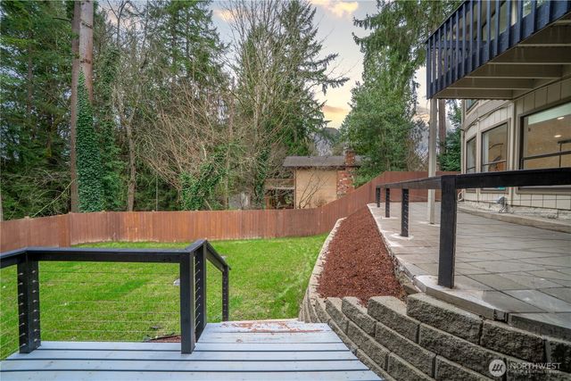 20709 NE 79th Street, Redmond, WA 98053