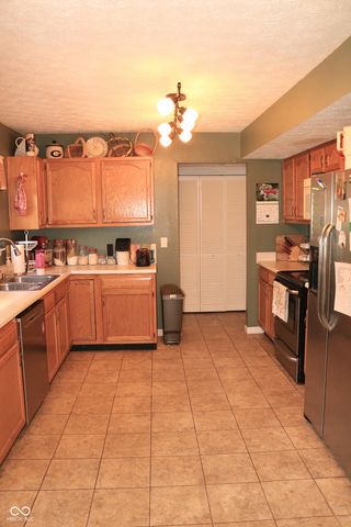 5698 N Bluegrass Circle, Lafayette, IN 47905