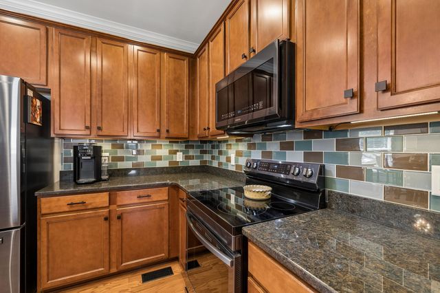 5003 Clover Meadows Dr, Franklin, TN 37067