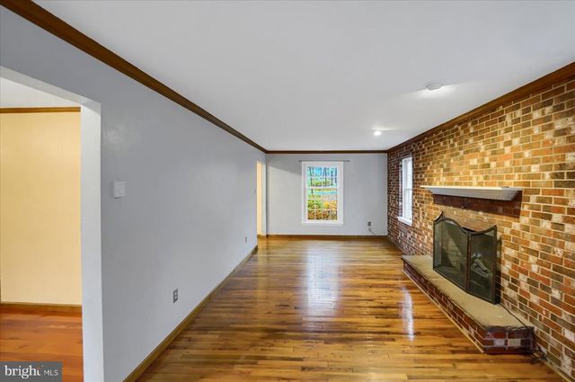 661 CRANDALL DR, State College, PA 16803