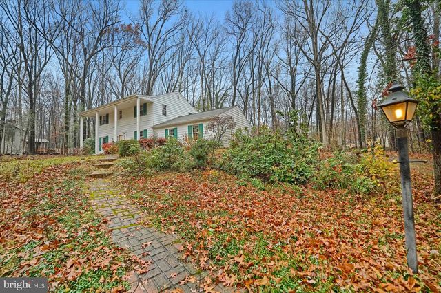 661 CRANDALL DR, State College, PA 16803