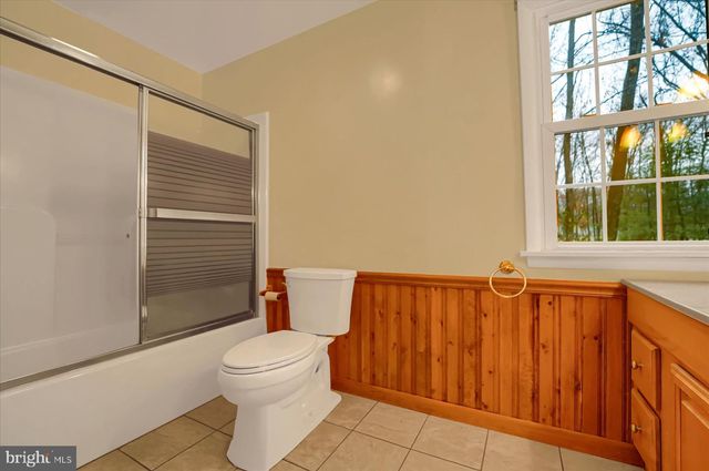 661 CRANDALL DR, State College, PA 16803