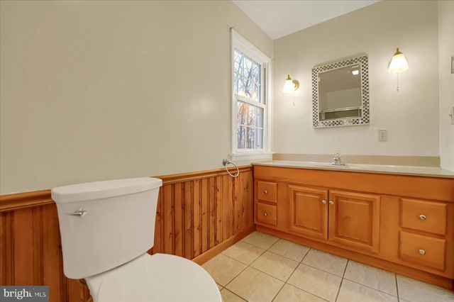 661 CRANDALL DR, State College, PA 16803