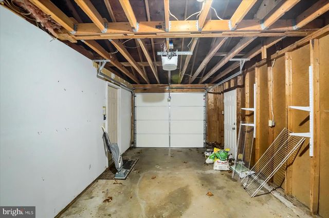 661 CRANDALL DR, State College, PA 16803