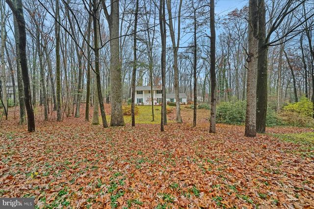 661 CRANDALL DR, State College, PA 16803