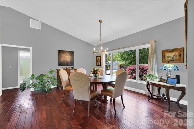 108 Fairway Knoll Drive 108, Hendersonville, NC 28739