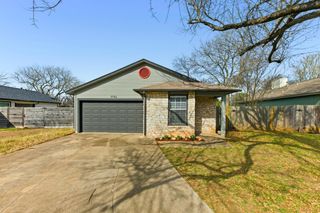 9706 Holly Springs DR, Austin, TX 78748