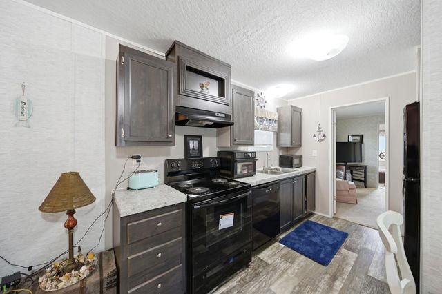 293 Walnut Street, Salley, SC 29137