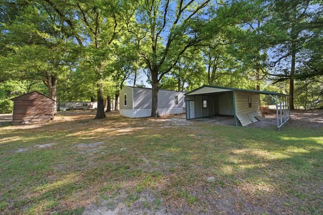 293 Walnut Street, Salley, SC 29137