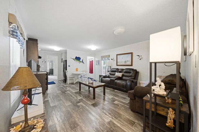 293 Walnut Street, Salley, SC 29137