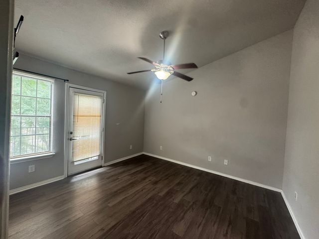 3635 Garden Brook Drive 14400, Farmers Branch, TX 75234