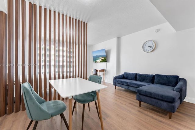 1750 N Bayshore Dr 1407, Miami, FL 33132