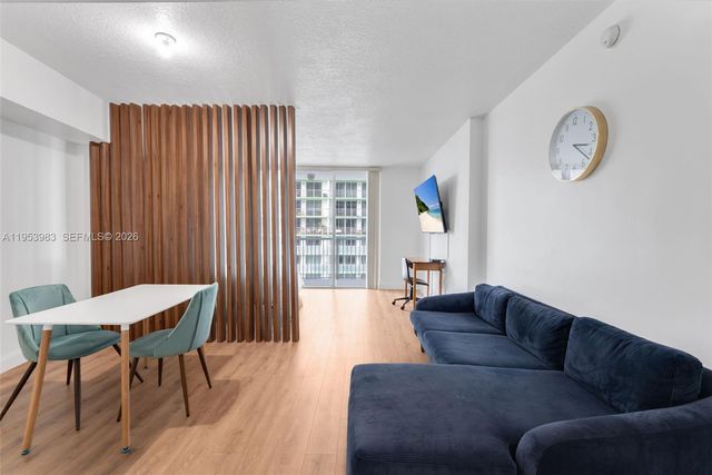 1750 N Bayshore Dr 1407, Miami, FL 33132