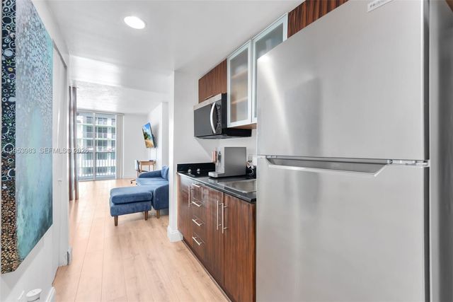 1750 N Bayshore Dr 1407, Miami, FL 33132