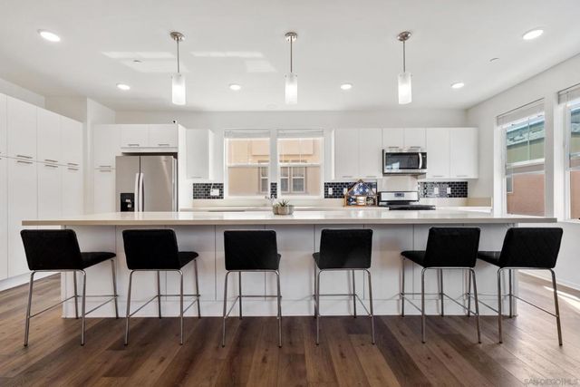 5301 Calle Rockfish 98, San Diego, CA 92154