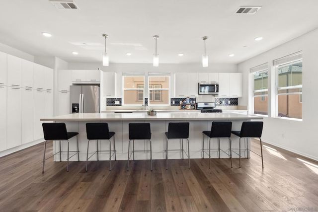 5301 Calle Rockfish 98, San Diego, CA 92154