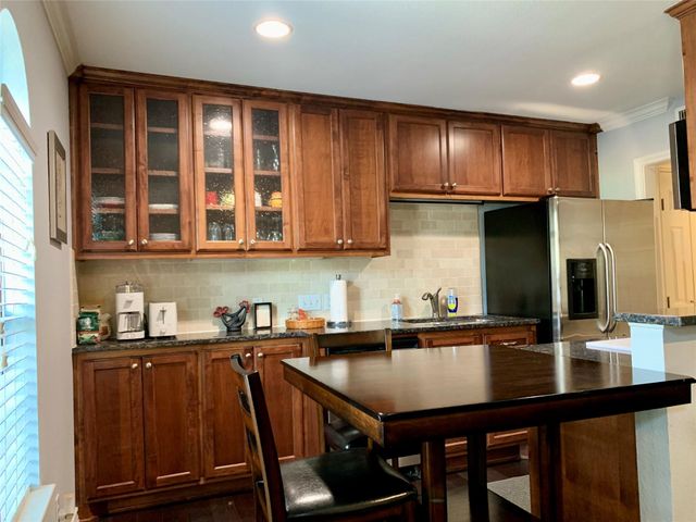 407 E 45th ST 116, Austin, TX 78751