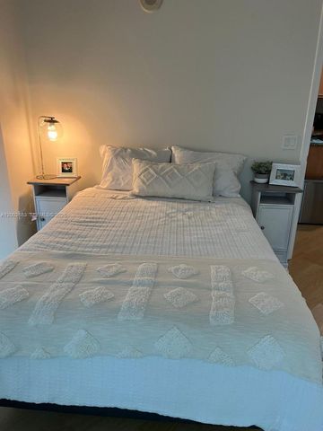 480 NE 30th St 903, Miami, FL 33137