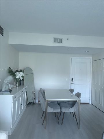 480 NE 30th St 903, Miami, FL 33137