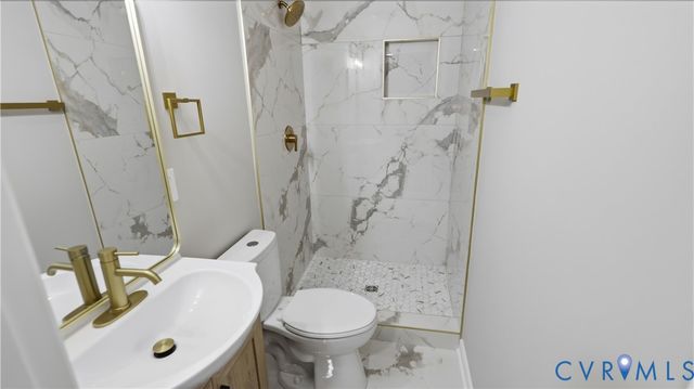 7117 Cactus Ct, Hanover, VA 23111