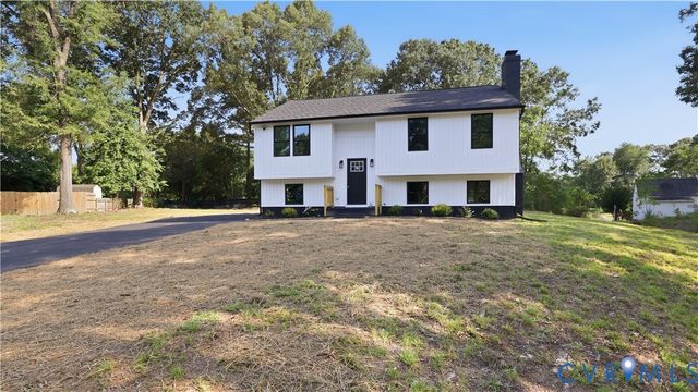 7117 Cactus Ct, Hanover, VA 23111