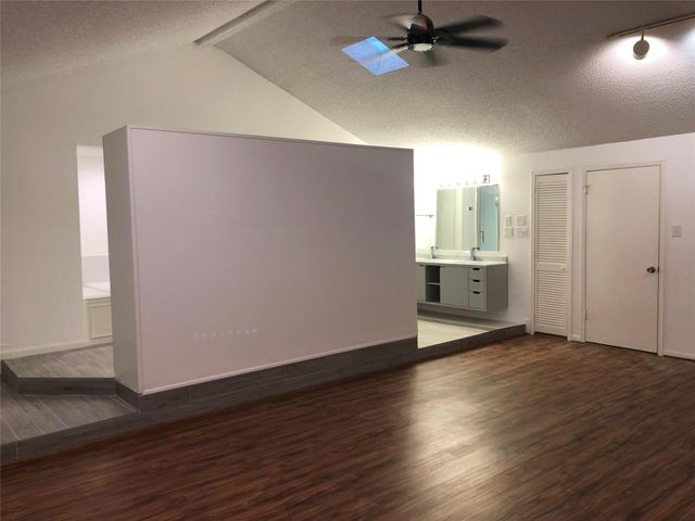4236 Ruskin Street, Houston, TX 77005