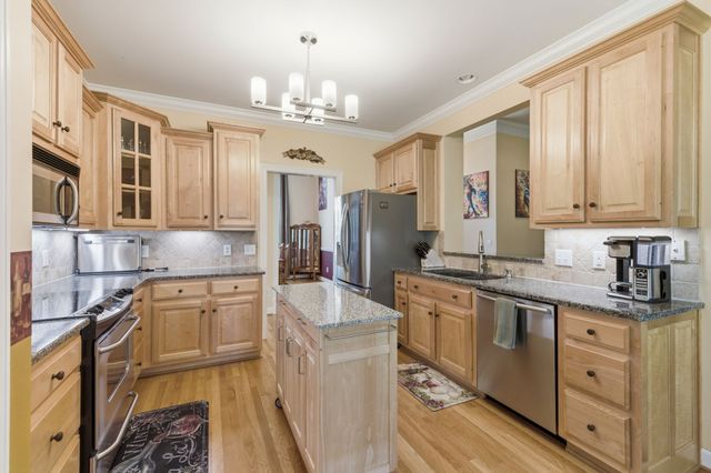 650 Bonita Pkwy, S, Hendersonville, TN 37075