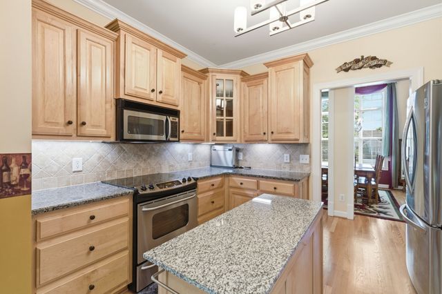 650 Bonita Pkwy, S, Hendersonville, TN 37075