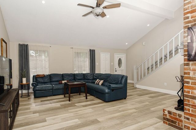 103 N Deerfoot Circle, The Woodlands, TX 77380