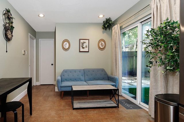103 N Deerfoot Circle, The Woodlands, TX 77380
