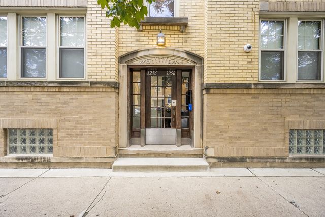 3258 N Linder Avenue 2D, Chicago, IL 60641