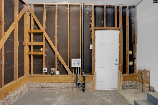 402 Ravenscroft Road, West Columbia, SC 29172